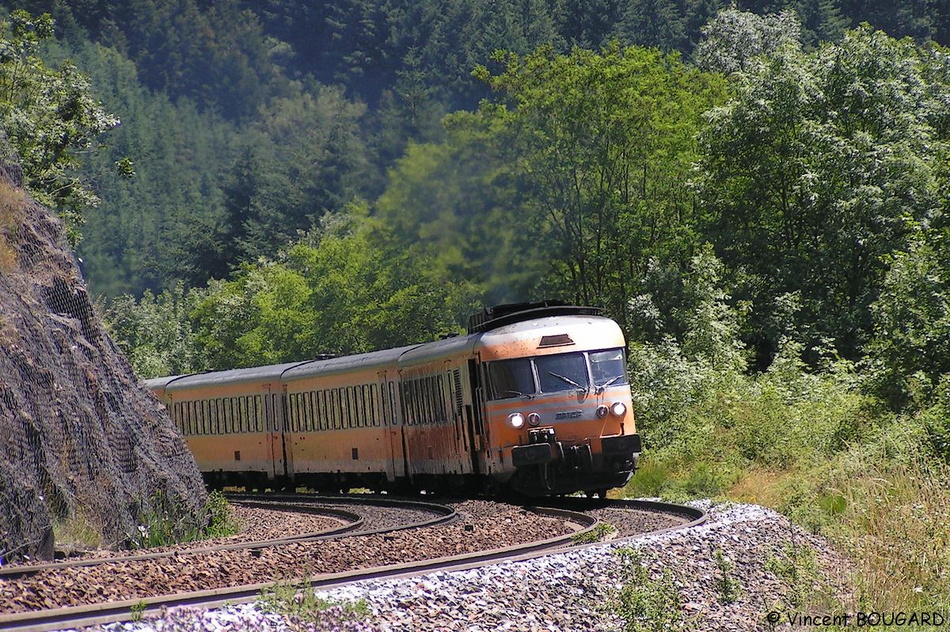 RTG T2035-T2036 in the Sauvages ramp.