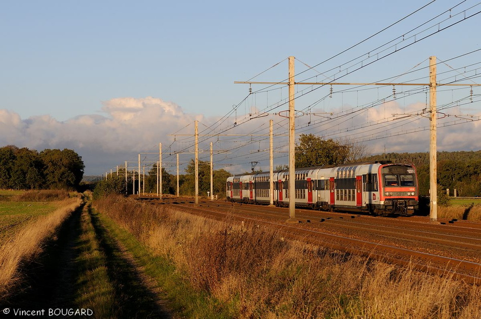 Z8886 near Morigny-Champigny.