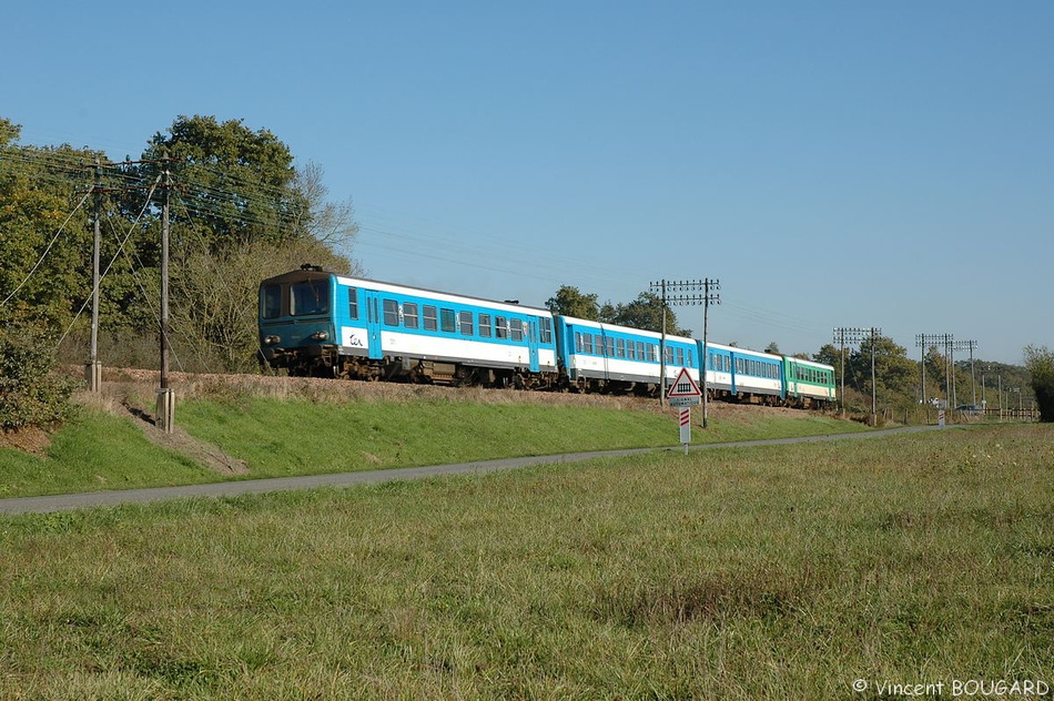 An X92100 and an X2100 near Vertou.