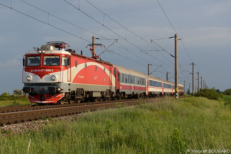 Class 477-888 near Bizighesti.