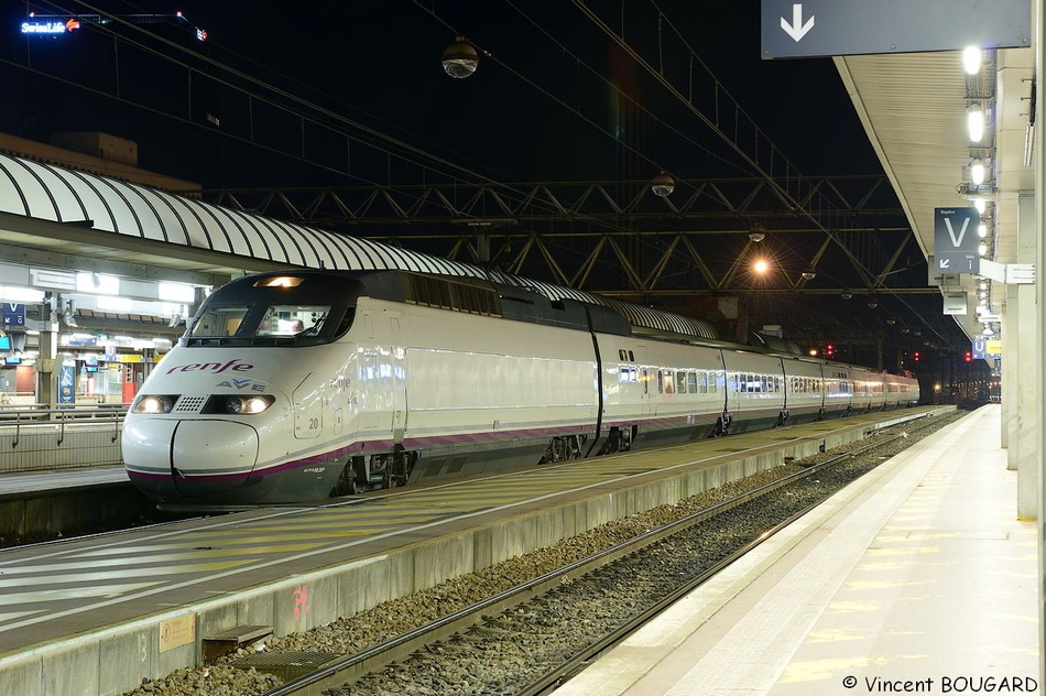 02_20_lyon-part-dieu_TGV&Barcelone-Lyon_TGV-AVE_20140117.jpg