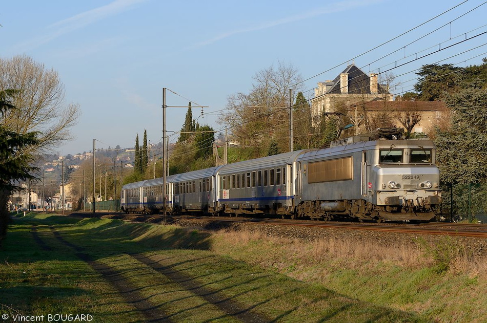 04_22249_miribel_TER&Lyon-Belfort_BB22200_20140320.jpg