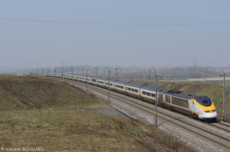 03_3221_beynost_TGV&Londres-Marseille_TGV&TGV&Eurostar_20150319.jpg