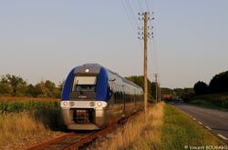 X76554 near Ponts-et-Marais.