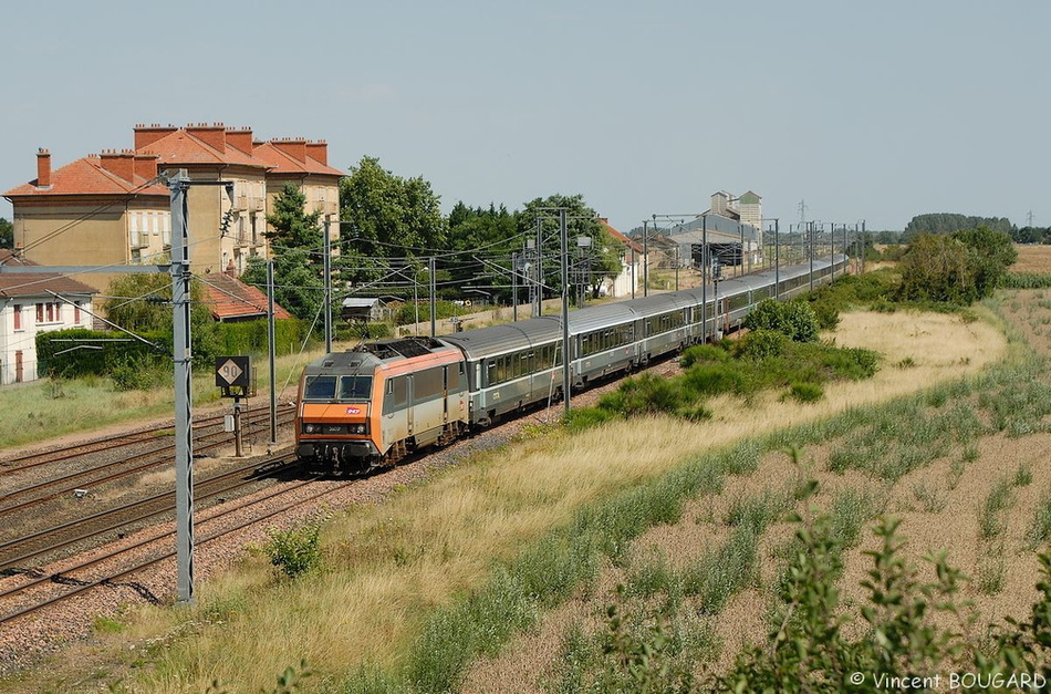 BB26017 near La Ferté-Hauterive.