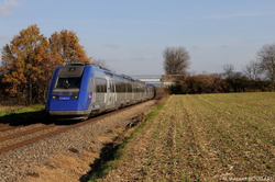X72604 at Les Chères.