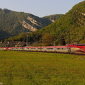 Les TGV Thalys 4301 et 4534 à Torcieu.
