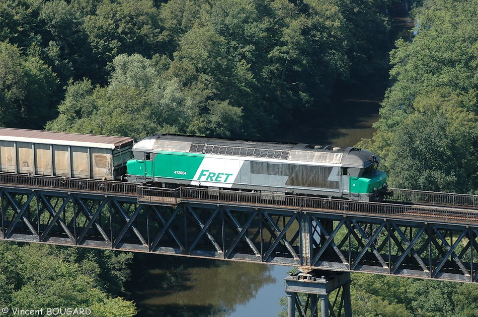 CC72004 on Rouzat's viaduct.