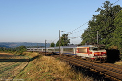 La BB15004 près de Chézy-sur-Marne.